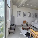 Spectacular Views In Contemporary Two Story * Nashville