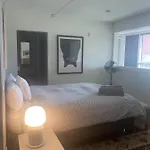 Holiday home Artsy Chic 1br 30day Min With Wifi Ac Parking Tv Furnished Rooftop Nashville