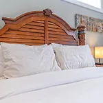 The Maxwell At Five Points