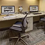 Hilton Garden Airport