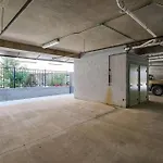 Three-Level West End Apartment With Private Office And Free Secured Parking