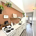 Apartment Geodis Park In Weho