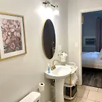 Apartment Geodis Park In Weho