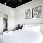 Brand New Near Downtown Nash W Washer Dryer Apartment Nashville