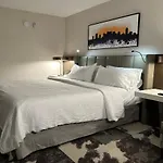 Hilton Garden Airport Hotel