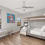 Myrtle D Holiday home