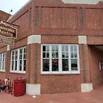 Luxury By Music Row Belmont Vanderbilt Free Parking