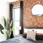 Stunning River View Walk To Downtown Rooftop Patio Nashville