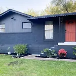 Mid-Century Modern Home Near Downtown With Free Parking