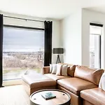 Apartment Stunning River View Walk To Downtown Rooftop Patio