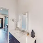 The Gulch Key Apartment *