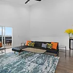 Magnificent 4 Bedroom -w Balcony & Fireplace *