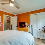 Historic East Nash Sleeps 6