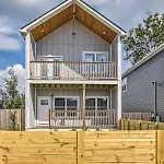 New Build 5 Min To Broadway Sleeps 10