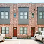 City Heights Townhome With Free Parking & 3 Baths