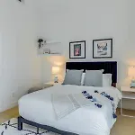 5 Mins To Belmont And Vandy, Rooftop Deck, Garage, 4 Bedroom With Rooftop And Grill, 10 Mins To Broadway, Perfect For Groups, 24 Hour Hospitality, Also Available For Long Term Nashville