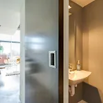 Artsy Chic 1br 30day Min With Wifi Ac Parking Tv Furnished Rooftop Holiday home