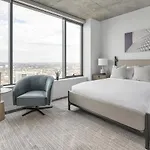 Landing Modern Apartment With Amazing Amenities