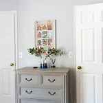 Walk To Broadway Charming Modern Historic Townhome Holiday home *