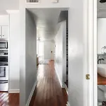 Holiday home Walk To Broadway Charming Modern Historic Townhome *