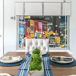 Holiday home Walk To Broadway Charming Modern Historic Townhome Nashville