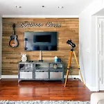 Holiday home Walk To Broadway Charming Modern Historic Townhome *