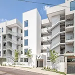 Penthouse Condo On River With Garage And Patio, Walk Downtown