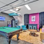 Rooftop Hot Tub & Game - 3 Miles To Downtown *