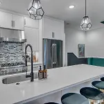 Rooftop Hot Tub & Game - 3 Miles To Downtown * Nashville