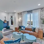 Rooftop Hot Tub & Game - 3 Miles To Downtown *