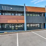 New Studio With 2 Beds 7 Mins To Broadway