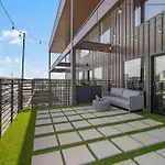 Holiday home - 635 7th Ave S Unit 608 Nashville