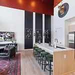 Holiday home - 635 7th Ave S Unit 608 Nashville