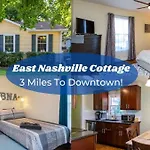 3 Bedroom Only 3 Miles From Downtown Holiday home