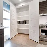 Sojourners Haven - 2 Mi To Downtown & Broadway Holiday home *