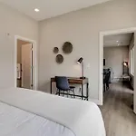 Spacious 2bd-close To Everything Nashville