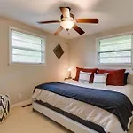 Fire Pit-great Neighborhood-15 Min To Broadway Holiday home *