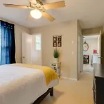Fire Pit-great Neighborhood-15 Min To Broadway Holiday home Nashville