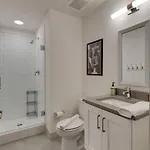 Chic Condo, 2mi To Downtown, Sleeps 8, By Geodis *
