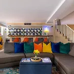 Honky Tonk Home Bar, Minutes To Airport & Broadway