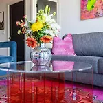Downtown Midtown Vanderbilt, Honky Tonk Party Pad 2, Parking Gym Pool Apartment