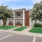 Apartment Brentwood N9 I Cozy & Comfy I 2bd I Free Parking *