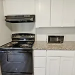 Apartment Brentwood N9 I Cozy & Comfy I 2bd I Free Parking *