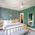 Holiday home Summer End Sale Prime Location *