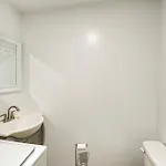 Holiday home Modern Vacation ~ 3 Mi To Downtown! *