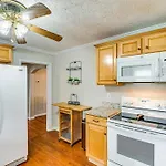 Modern Vacation ~ 3 Mi To Downtown! Nashville