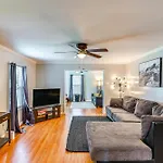 Modern Vacation ~ 3 Mi To Downtown! * Nashville