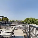 Overlook Plains-Priv Rooftop Deck-Mins To Broadway