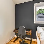 12 South Neighborhood: Home W/ Modern Flair!