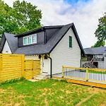 12 South Neighborhood: Home W/ Modern Flair! Holiday home Nashville